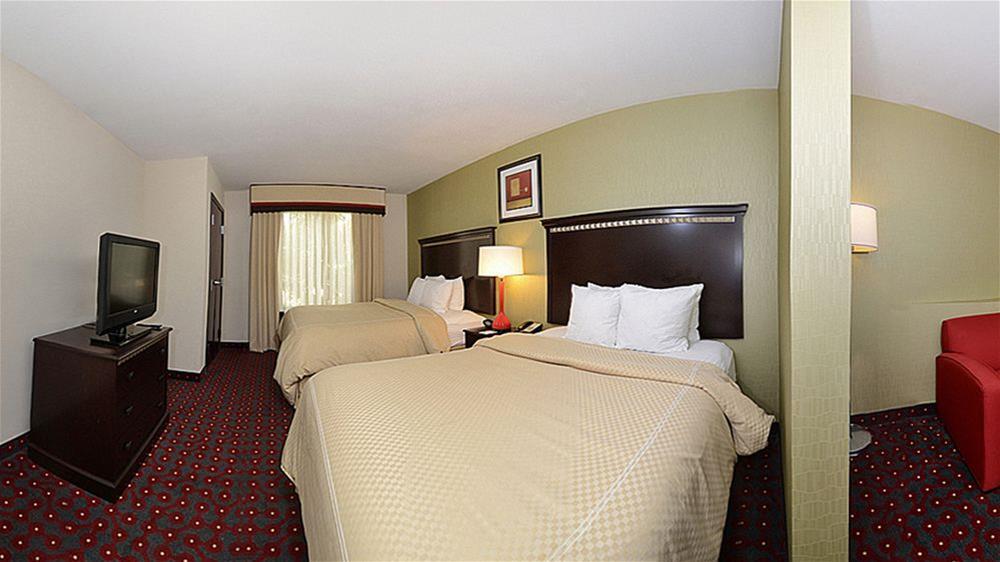 Comfort Suites Locust Grove Atlanta South Exterior photo
